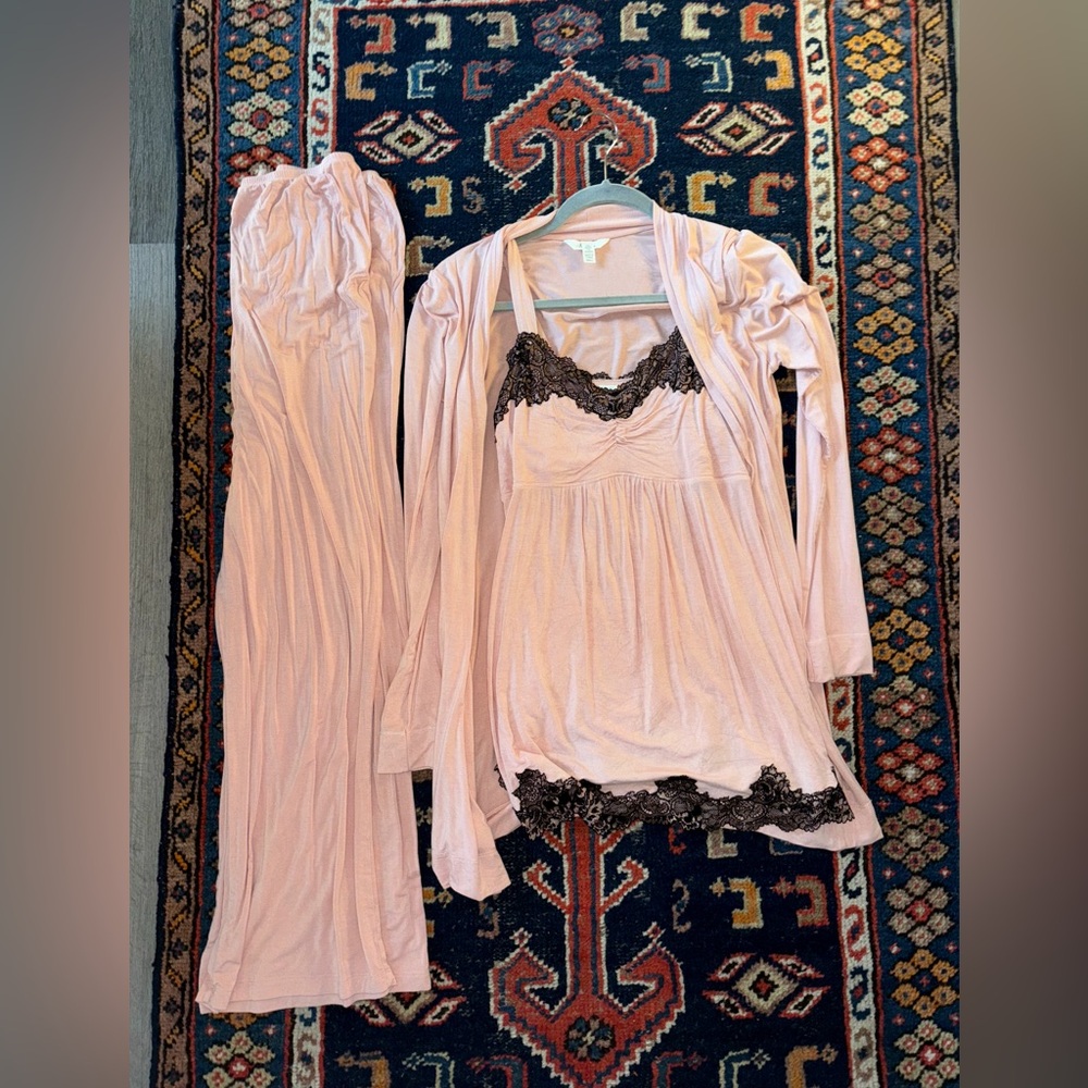 Pink and lace Soma pajama set